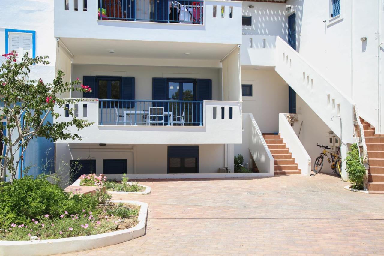 Mmm Apartment Makrýgialos Exterior foto
